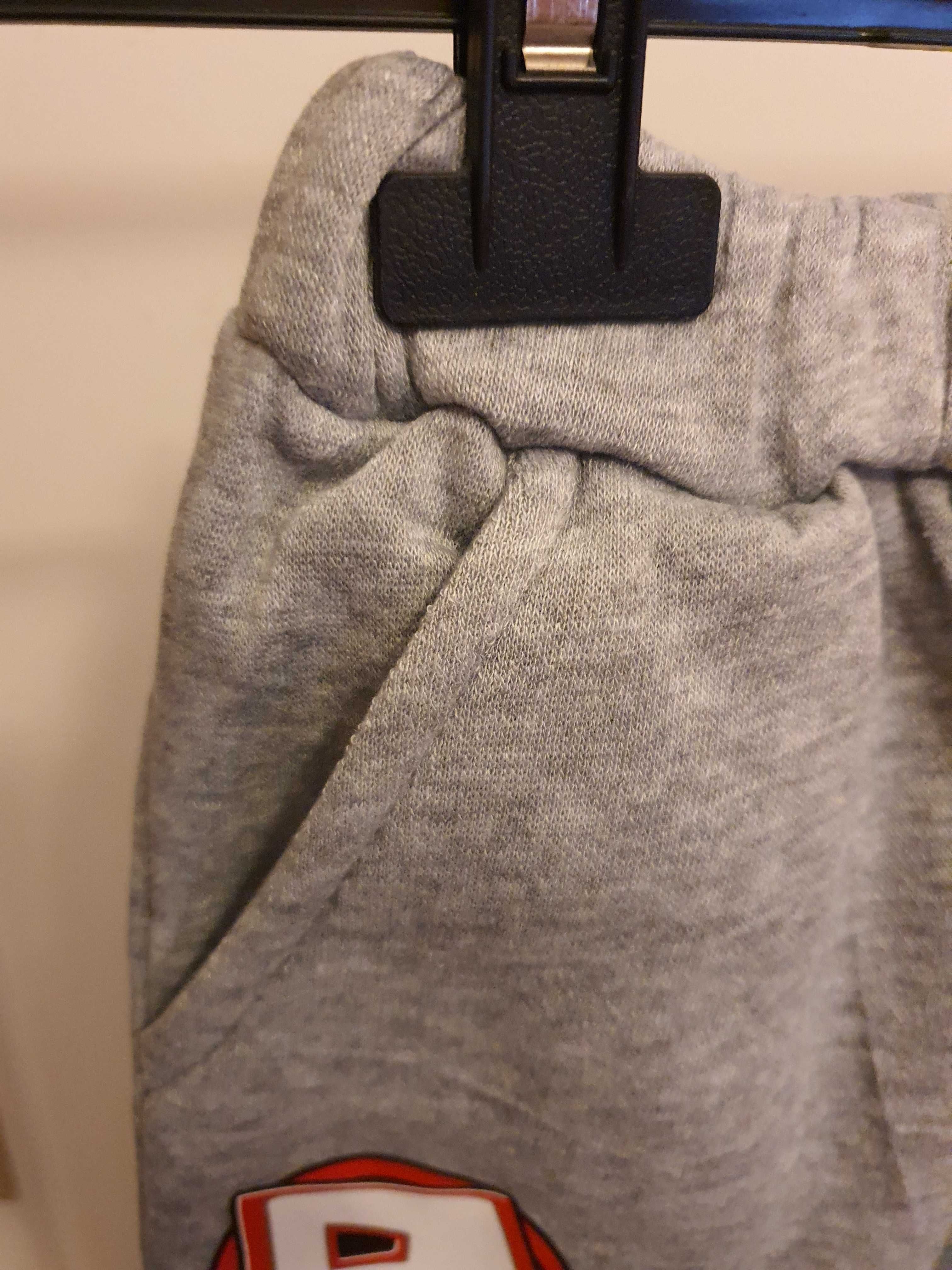 Dres dla dziecka Roblox Komplet Bluza Kangurka Spodnie Kieszenie 130