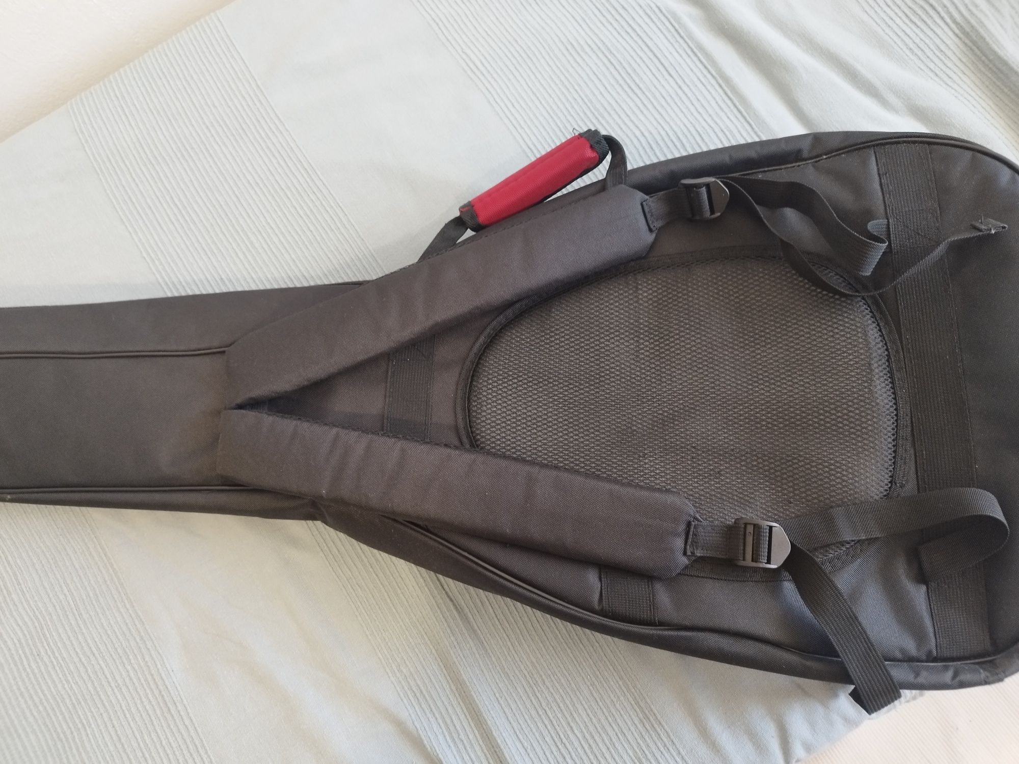 Mala/bolsa almofadada de guitarra eletrica nova