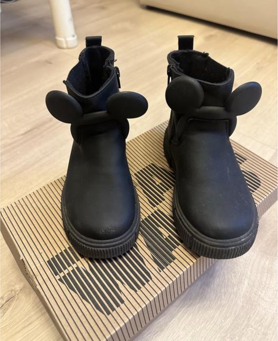 Черевики zara 25 р