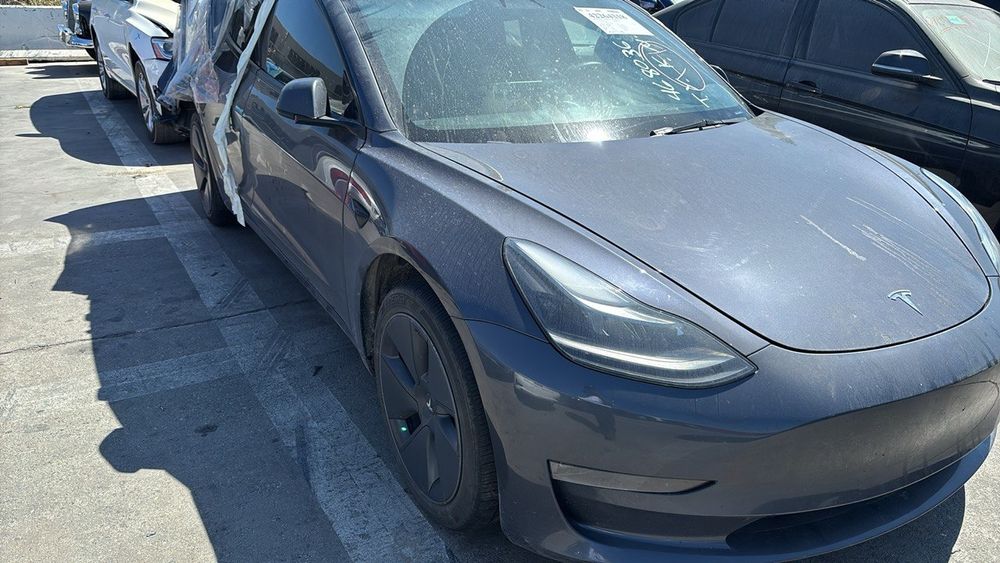 Разборка Tesla model 3