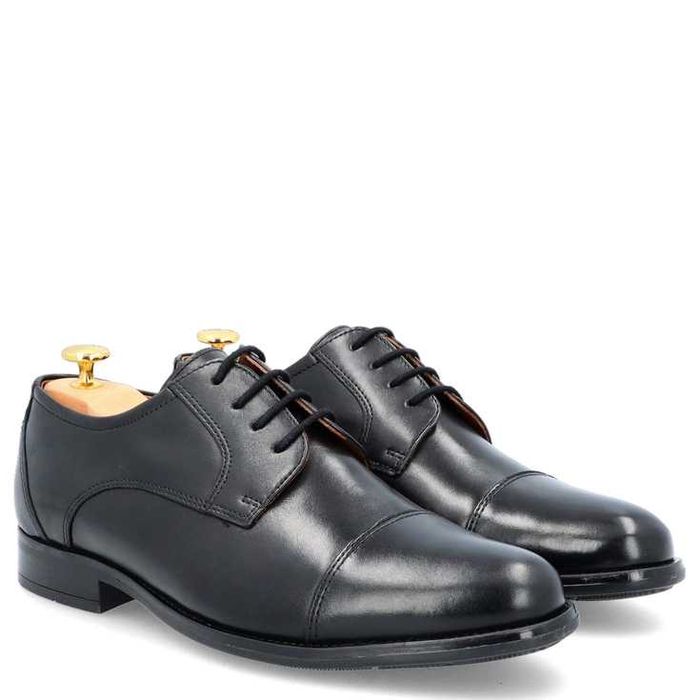 Eleganckie i trwałe buty męskie - nienoszone