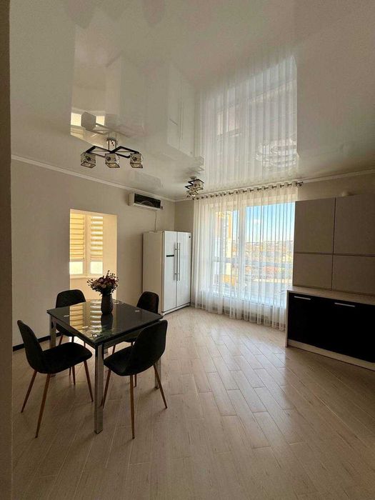 Простора квартира з ремонтом у Калиновій Слободі! Від власника!