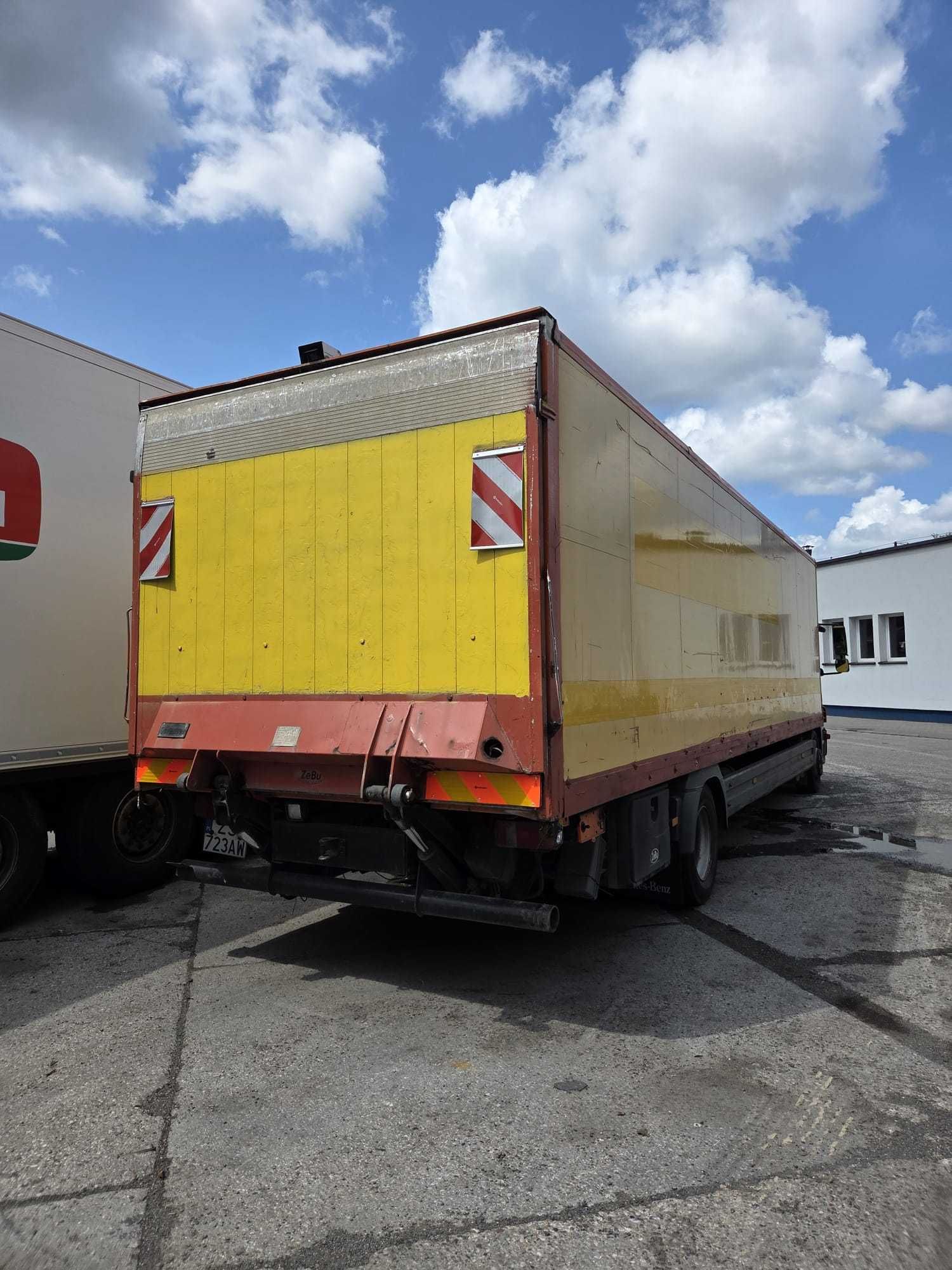 Mercedes Atego 1222 euro 5 21 palet
