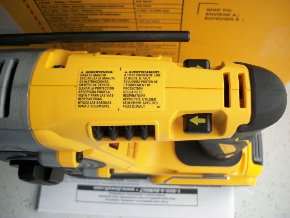 Бесщеточный аккумуляторный перфоратор DeWalt DCH273B 20V MAX