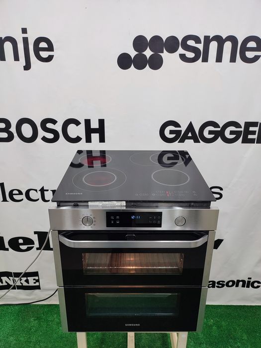 Комплект під забудову духовка+варильна поверхня Samsung
