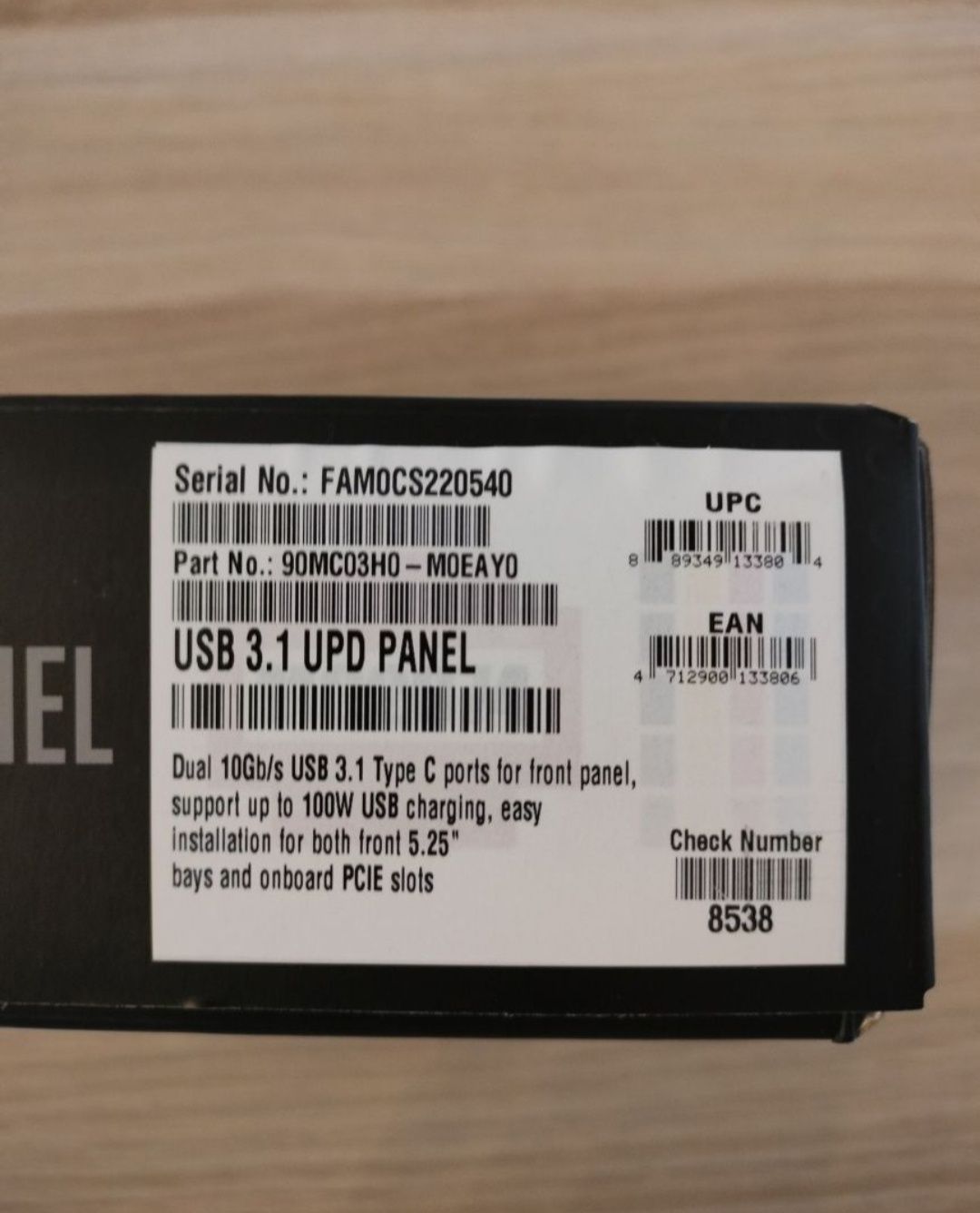 Asus Panel przedni 5.25" 2x USB 3.1 typu C (90MC03H0-M0EAY0)