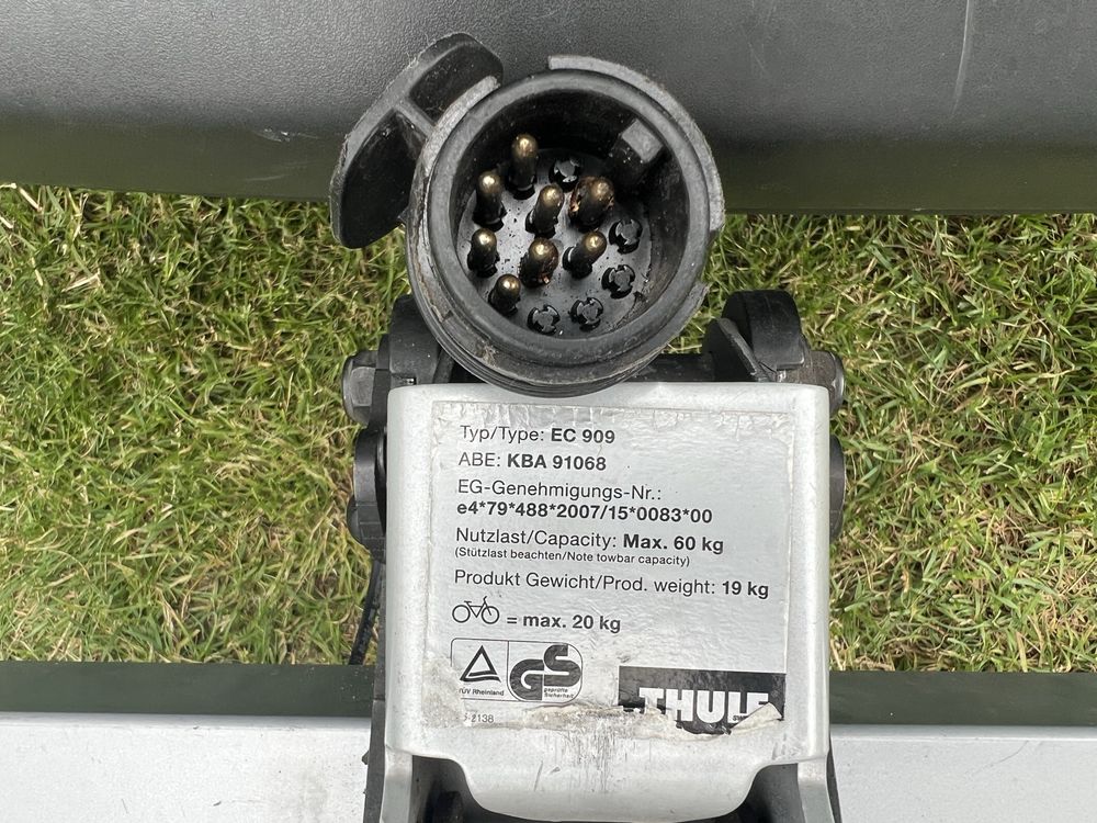 THULE EC 909 4 rowery (3+1) 60kg składany bagażnik rowerowy na hak