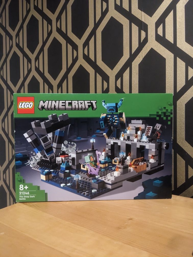 Klocki Lego Minecraft 21246 Bitwa w mrocznej głębi