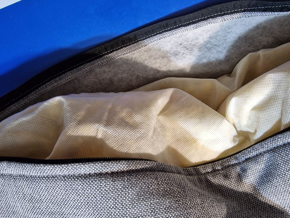 Nowe posłanie legowisko dla psa lub kota