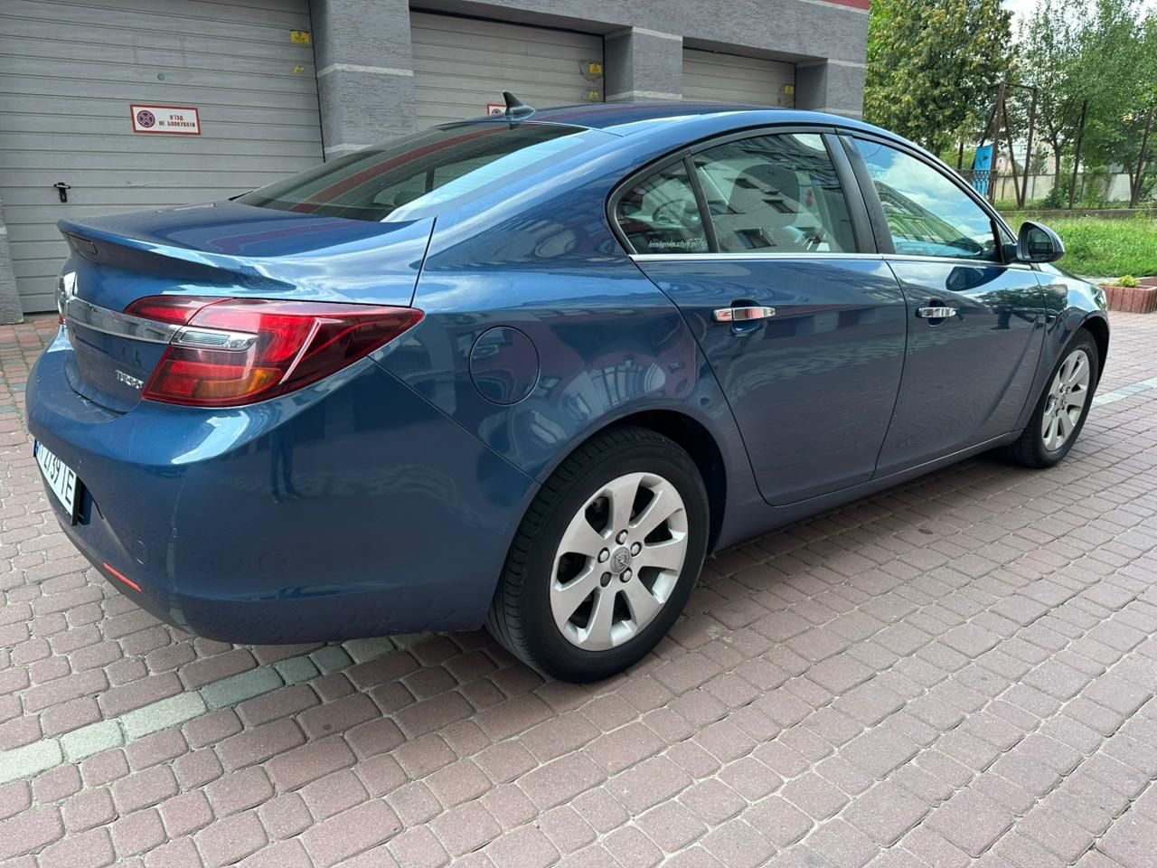 Opel insignia 1.4 2014 року