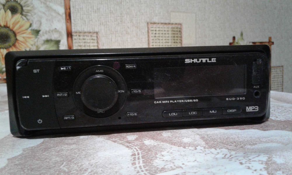 Автомагнитола магнитола SHUTLE