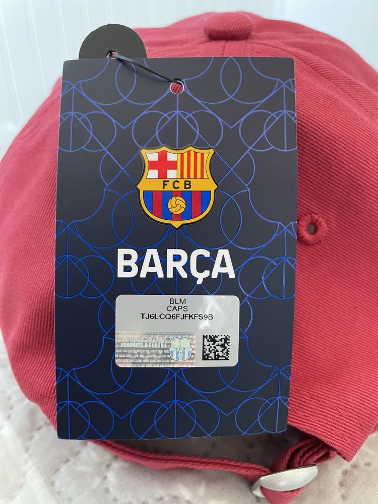 Czapeczka FC BARCELONA juniorska NOWA