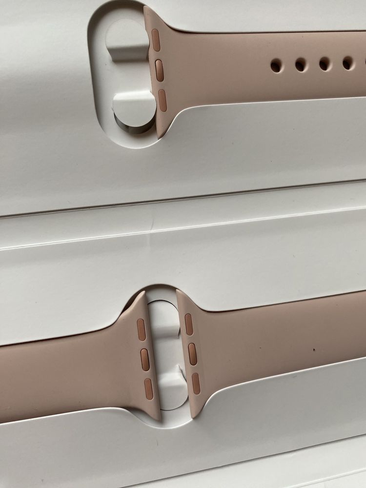 Ремінець на годинник. Новий. Apple watch. Оригінал. Рожевий. Pink.