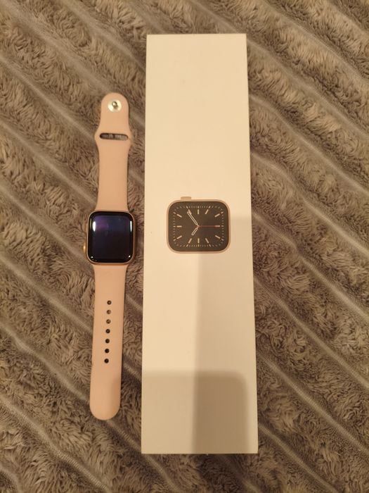 Apple watch 6 series 40 мм