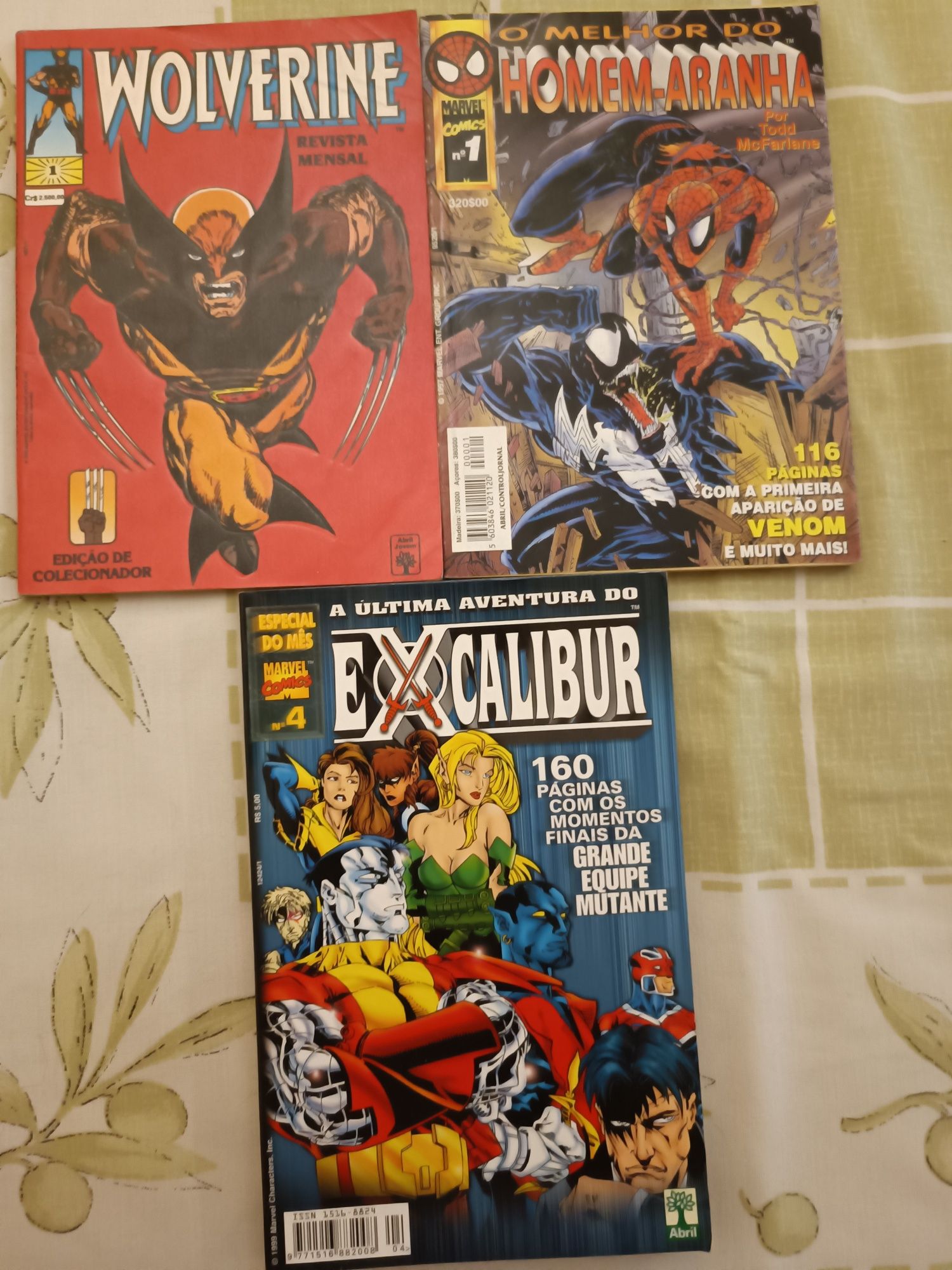 4 Livros: Excalibur+Homem Aranha+Marvel+Homem Invis