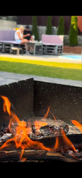 Оренда будиночка із басейном в приватному будинку.