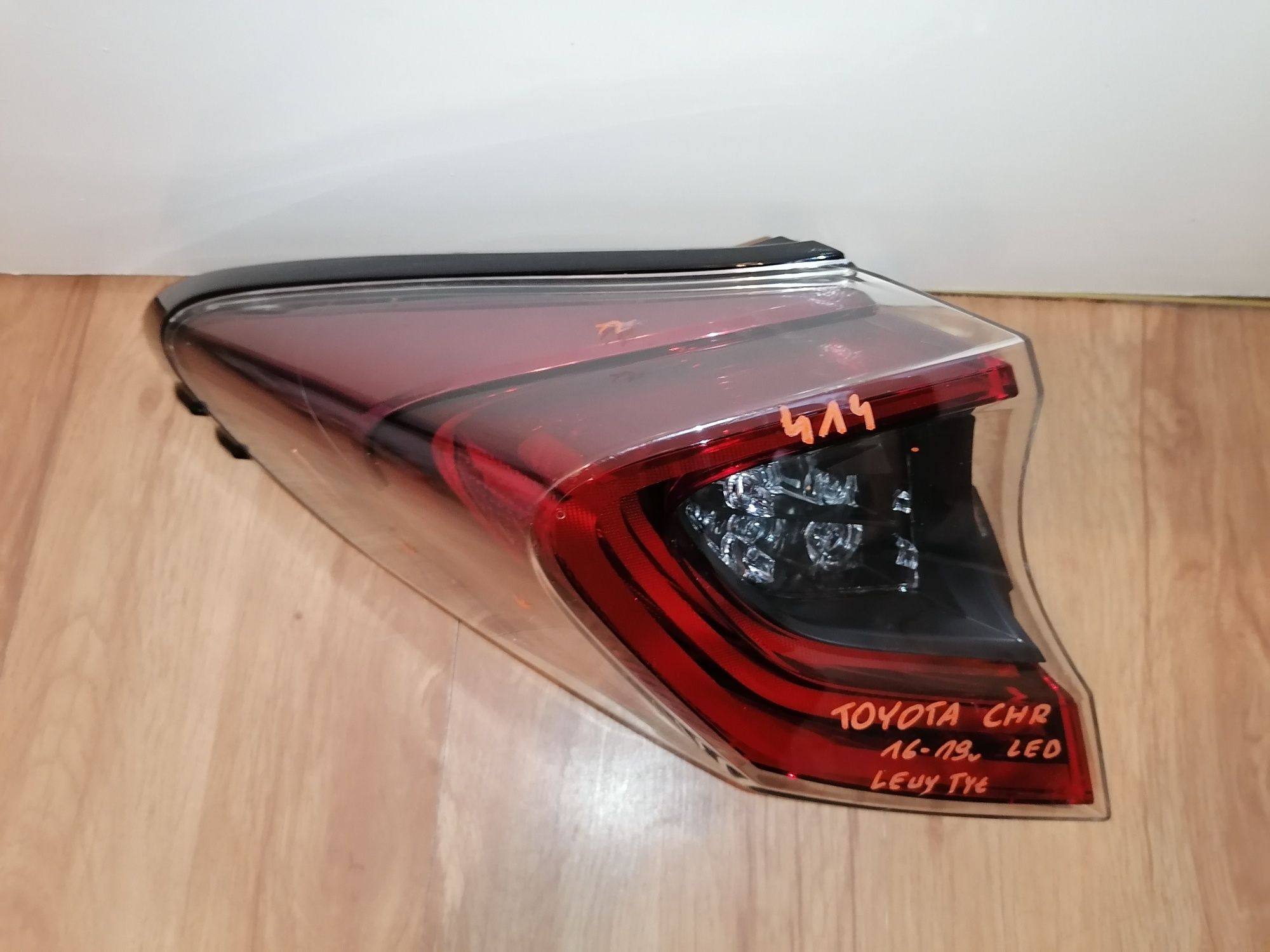 Toyota CH-R Lampa led tylna lewa