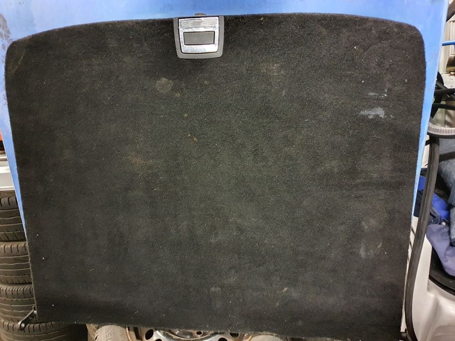 Mercedes W169 W245 A-klasa B-klasa podłoga bagażnika