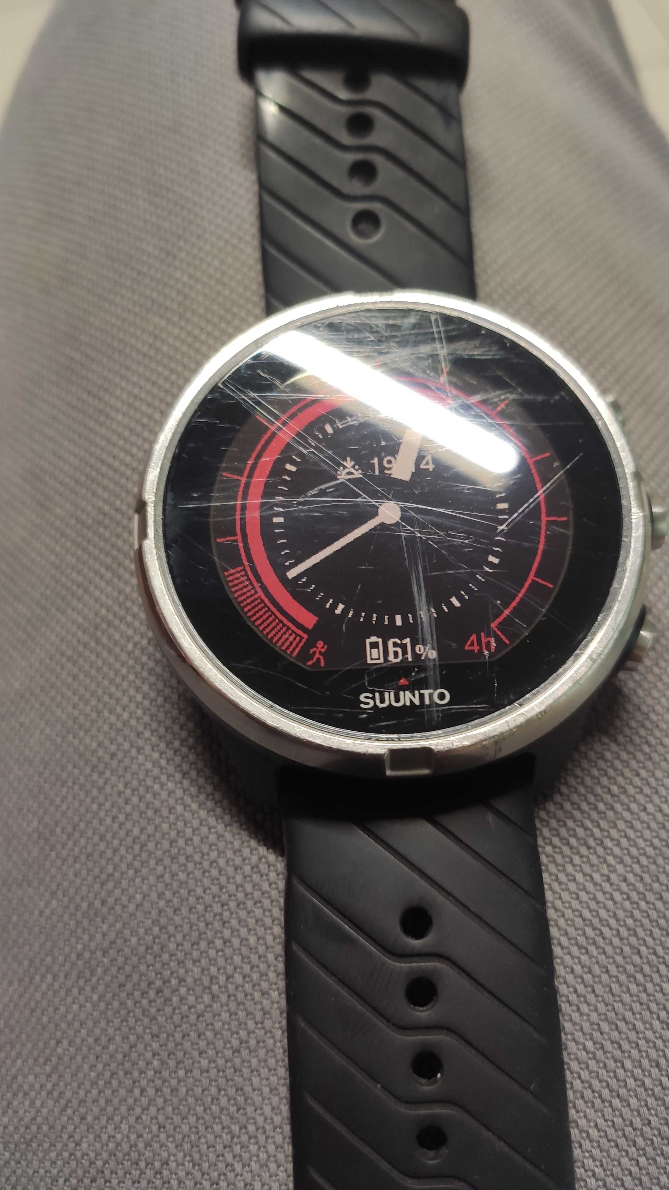 Suunto 9 G1 Black - zegarek plus trzy paski