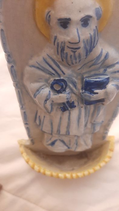 Peça de porcelana antiga