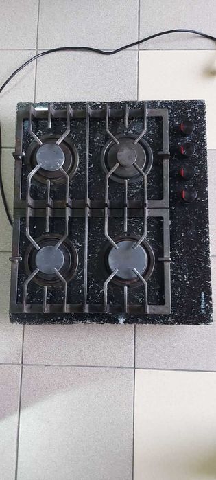 Газова варильна поверхня Hansa (4 конфорки)