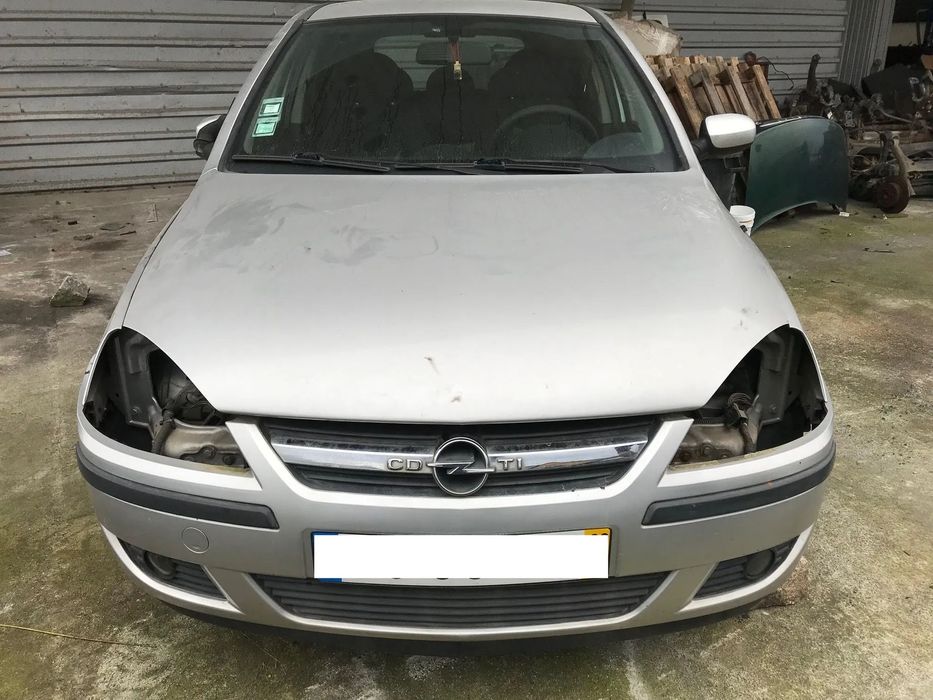 Opel Corsa C 1.3 CDTi 5P 2003 - Para Peças