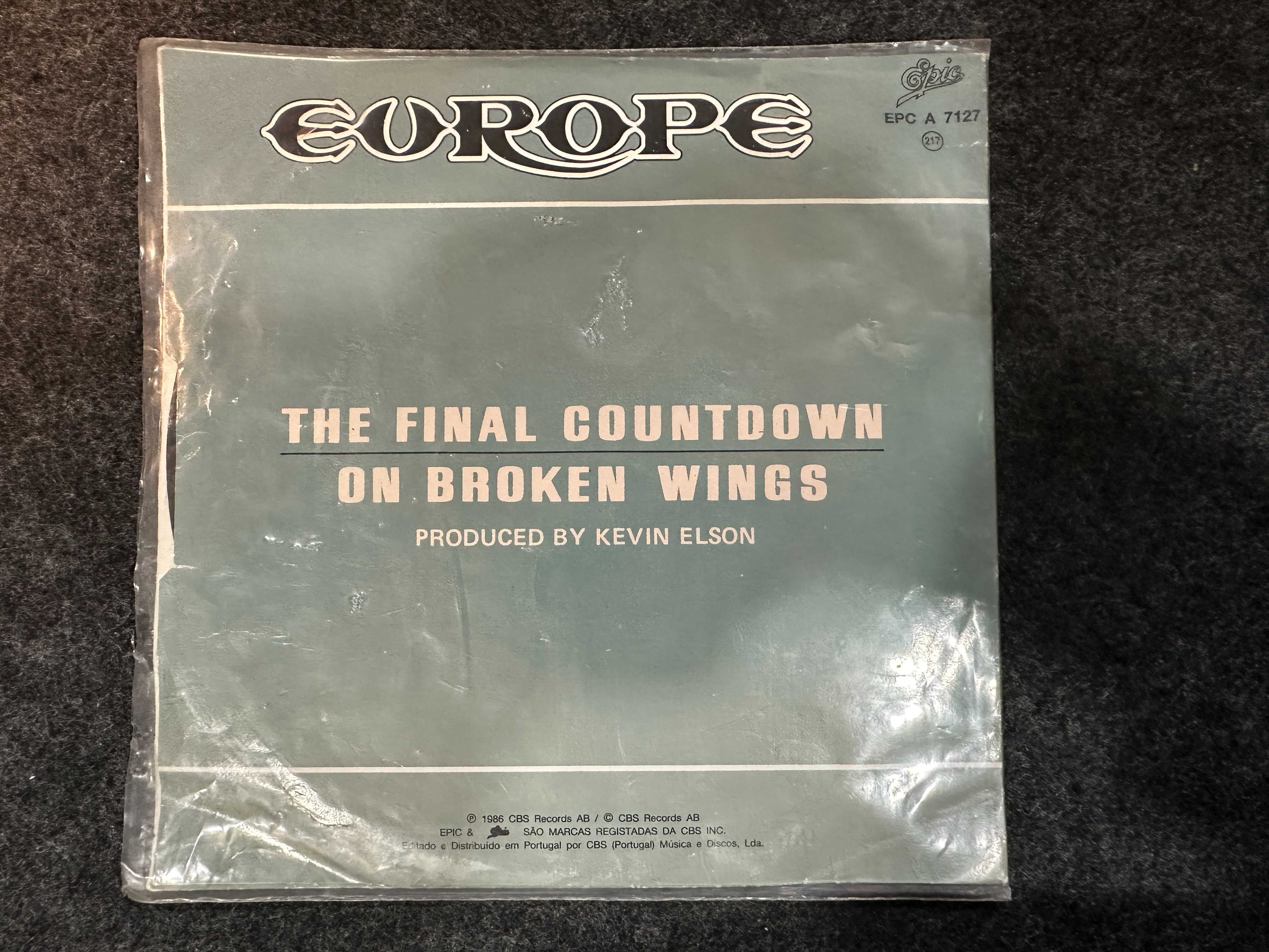 EUROPE - The Final Countdown/On Broken Wings - Vinyl