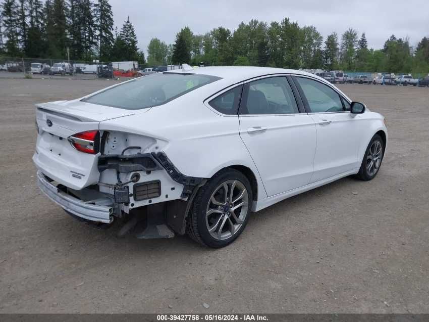 Ford Fusion Hybrid Titanium 2020