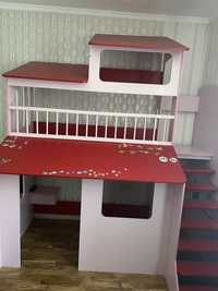 Продам детский домик со спальным местом / кровать
