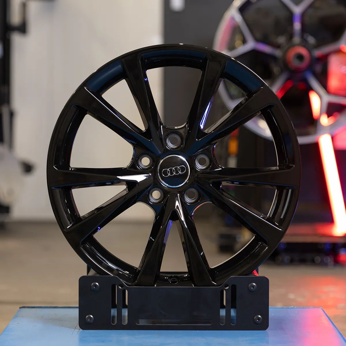 NOWE ORYGINALNE Felgi Audi 17" A3 A4 A6 Q2 Q3 TT