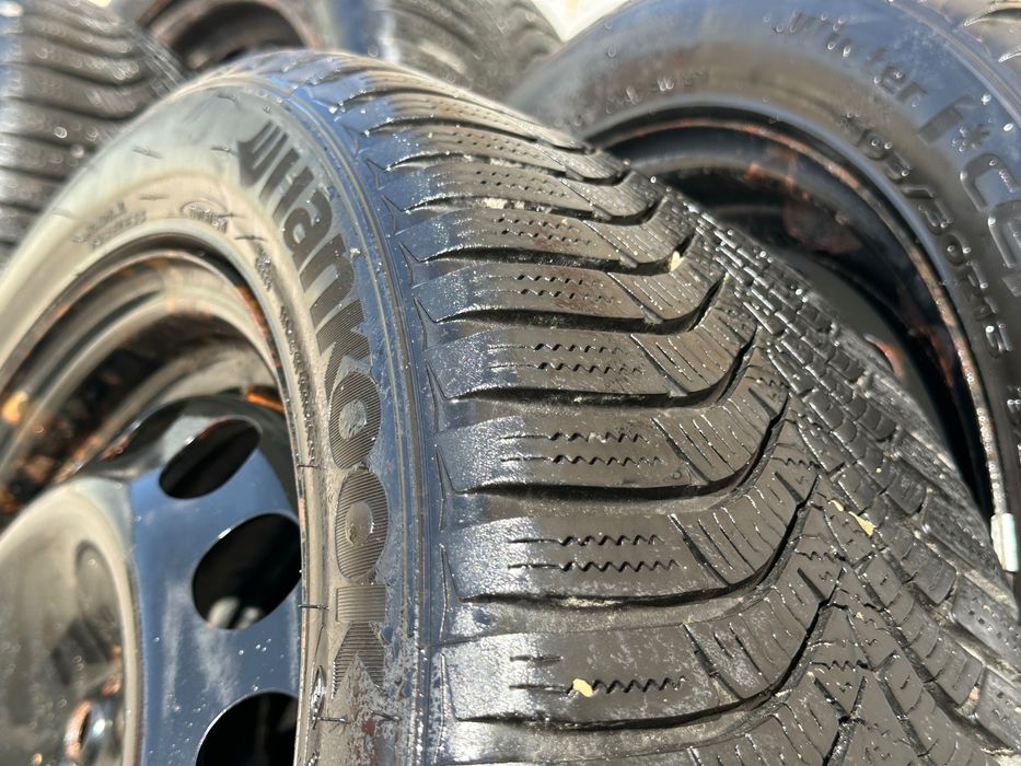 Резина Зимова Hankook 195/50 Диски 4*114.3 Mitshubishi Mazda Kia R15