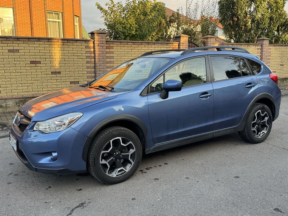 Subaru Crosstrek XV 2.0 4X4 AT бензин автомат 4WD CVT кросовер джип