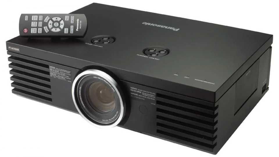 Projector Full HD Panasonic PT-AE3000E