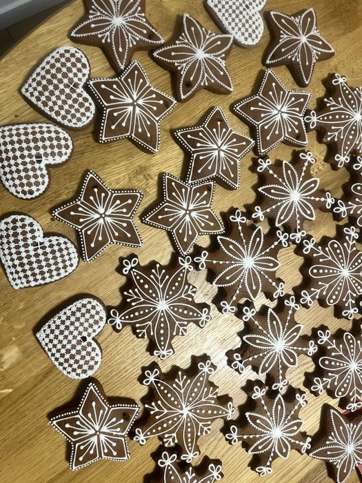Pierniczki swiateczne, lukrowane pierniczki, pierniczki na prezent