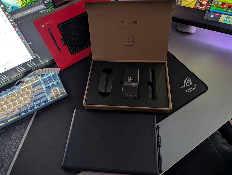 Графічний планшет One by Wacom M