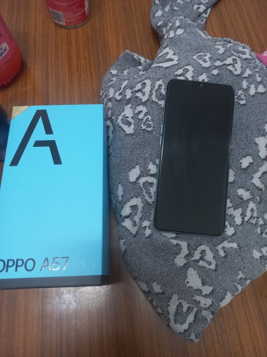 Oppo telefone novo