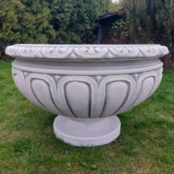 Duża doniczka ogrodowa  waza gazon donica pałacowa pojemność ok 100 L.