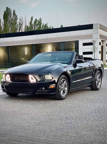 Ford mustang cabriolet