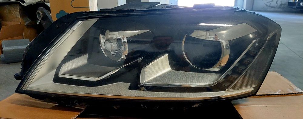 Farol esquerdo volkswagen passat b7