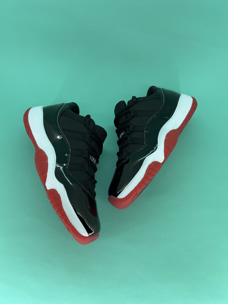 Кросівки Air Jordan 11 Retro Low 'Bred' FV5104-006