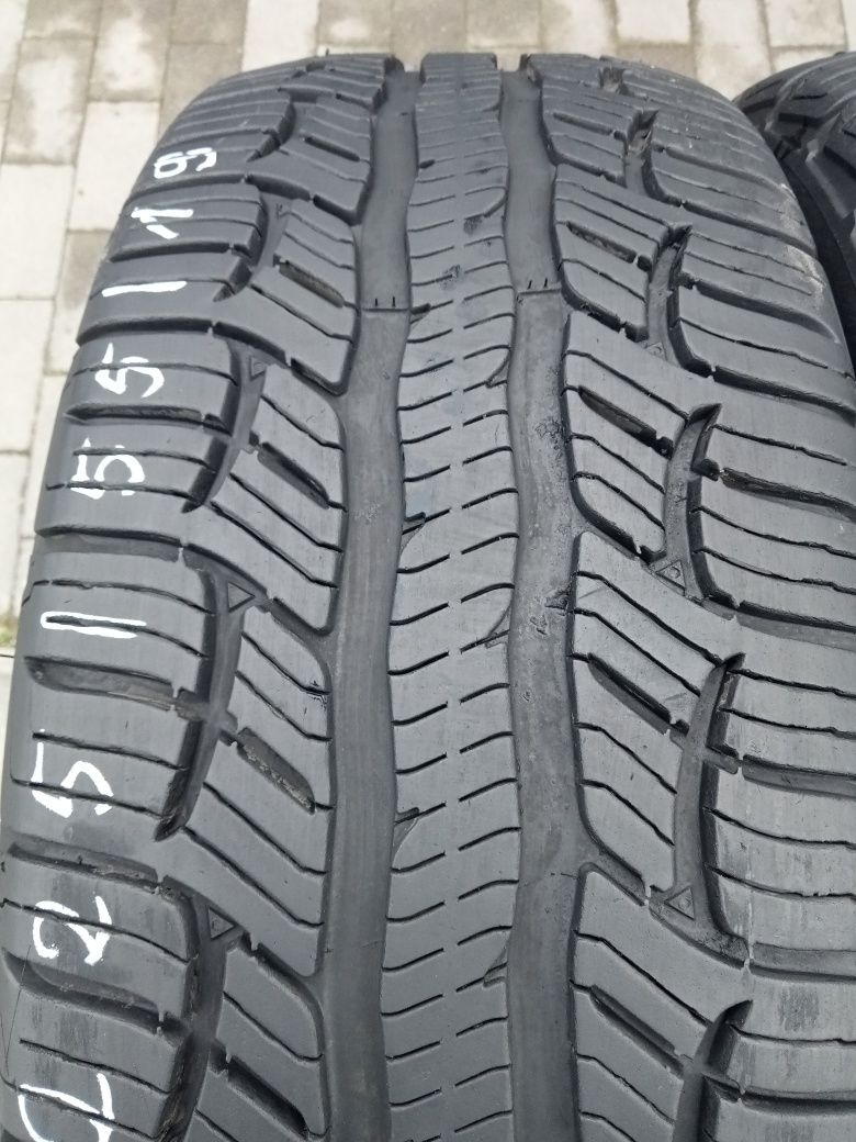2x Opony Używane Całoroczne 225/55R19 BfGoodrich