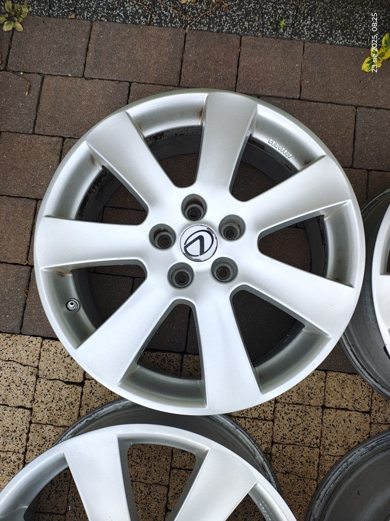 18 Lexus Toyota 5x114,3 7,5J et43 czujniki