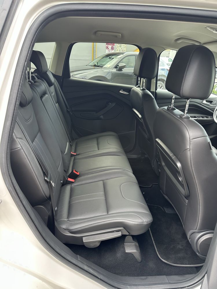 Ford Kuga 2.0 TDCi 4x4 Individual Kamera Xenon Led PDC KeyLess Webasto