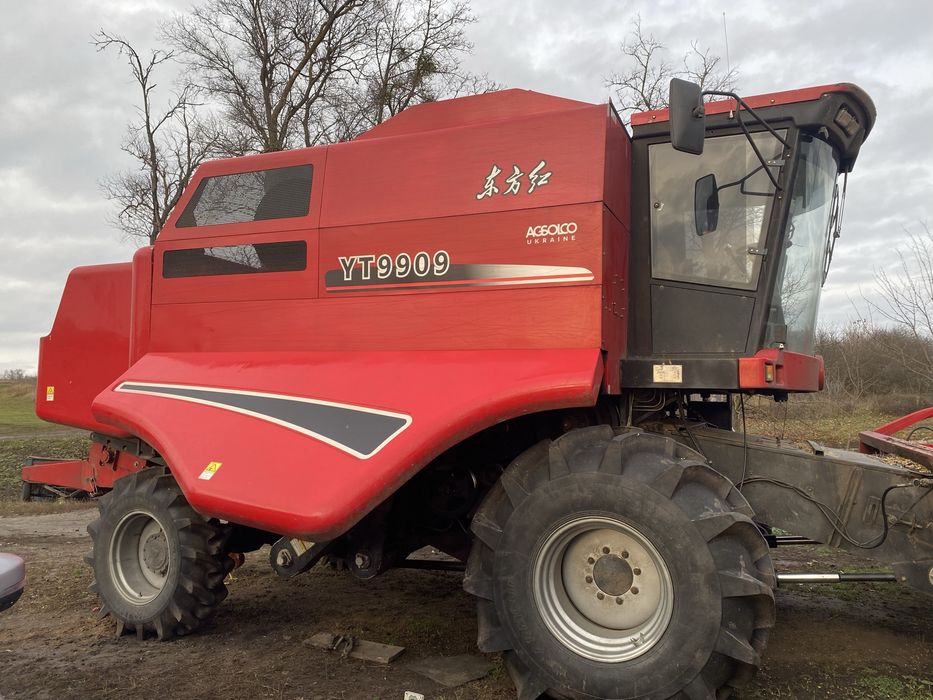 Комбайн YTO 4LZ-9