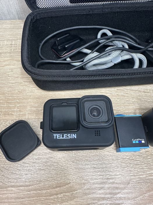 Екшн-камера GoPro HERO 9 Black +Подвійний зарядний пристрій+Акумулятор