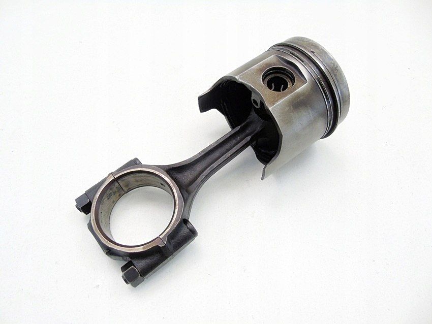 Tłok Korbowód 4379978 Fiat 126P 650 Maluch Fsm 126A1.076