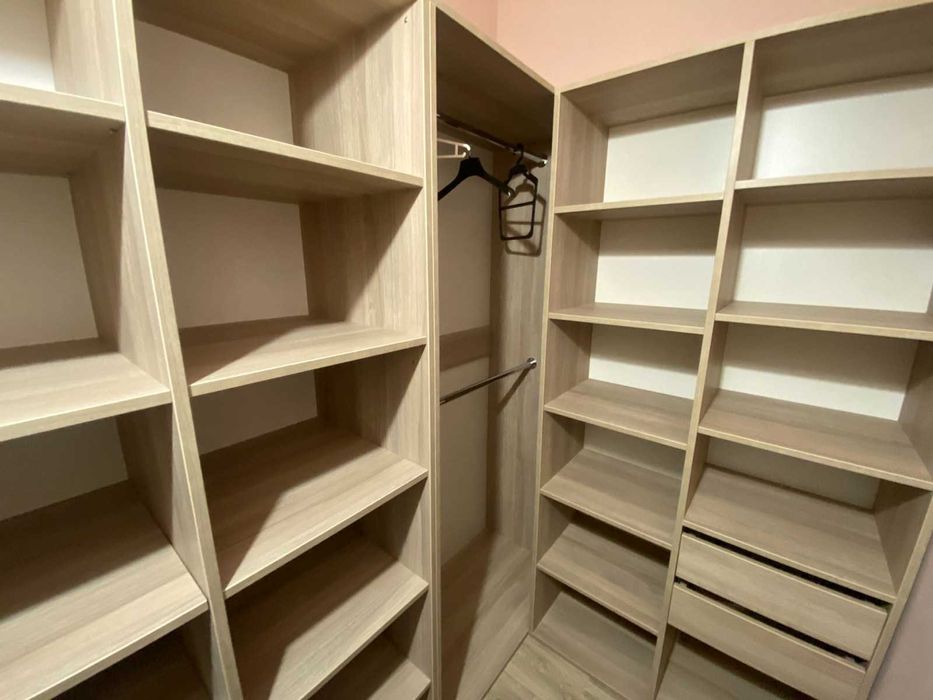 Продам простору Євро2 кімнатну квартиру з ремонтом. Оф.2%.Без комісії!