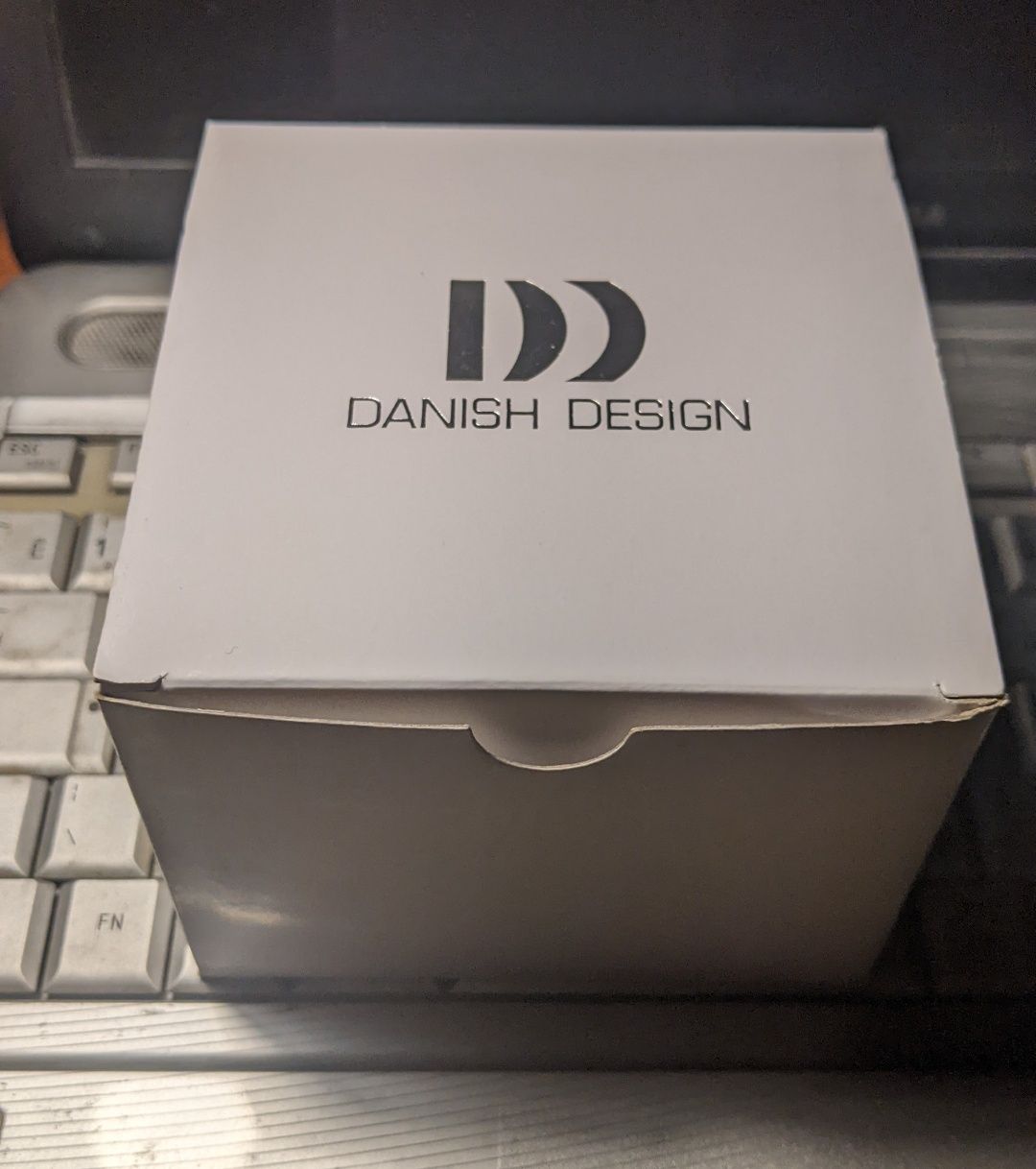 Наручний годинник Danish Design