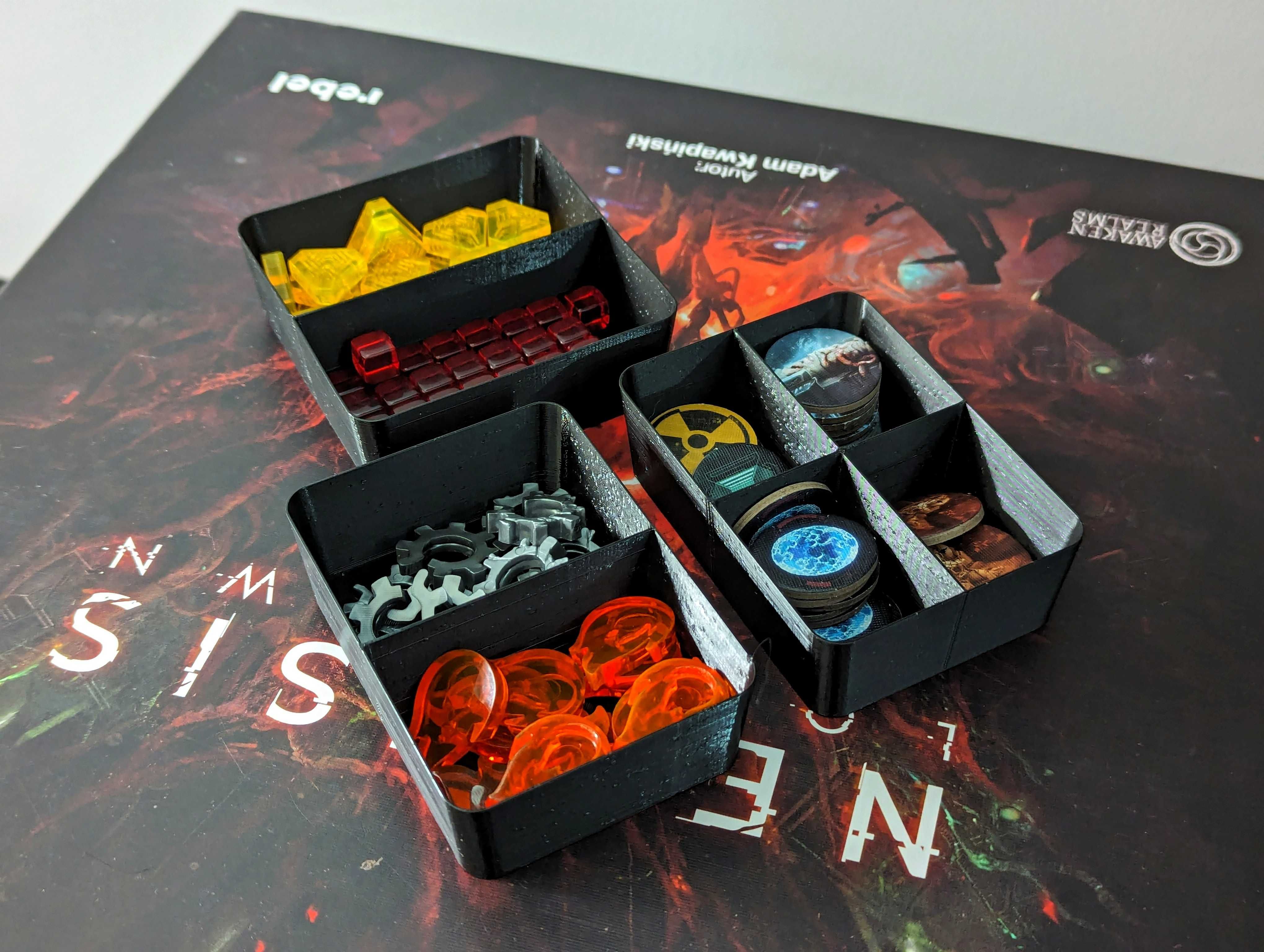 Nemesis Lockdown Insert Organizer na komponenty podajnik