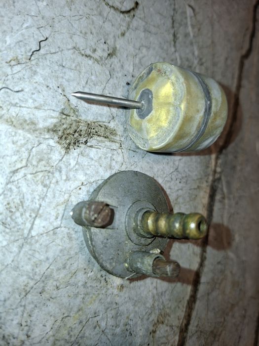 Oryginalny zestaw gaznika g20 pokrywa+ pływak wsk 125 wfm iglicowy